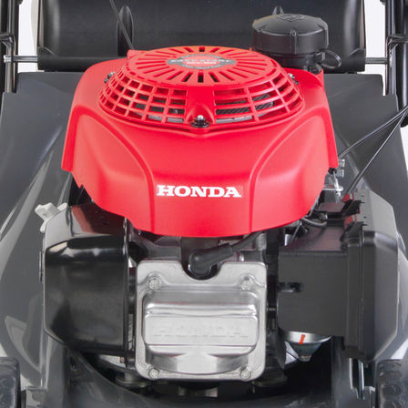 Kosačky Honda HRX, priblížený pohľad na motor.
