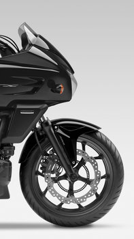 Tourer, CTX700, štúdiový záber, detailný záber, vidlice, Darkness Black Metallic, zboku