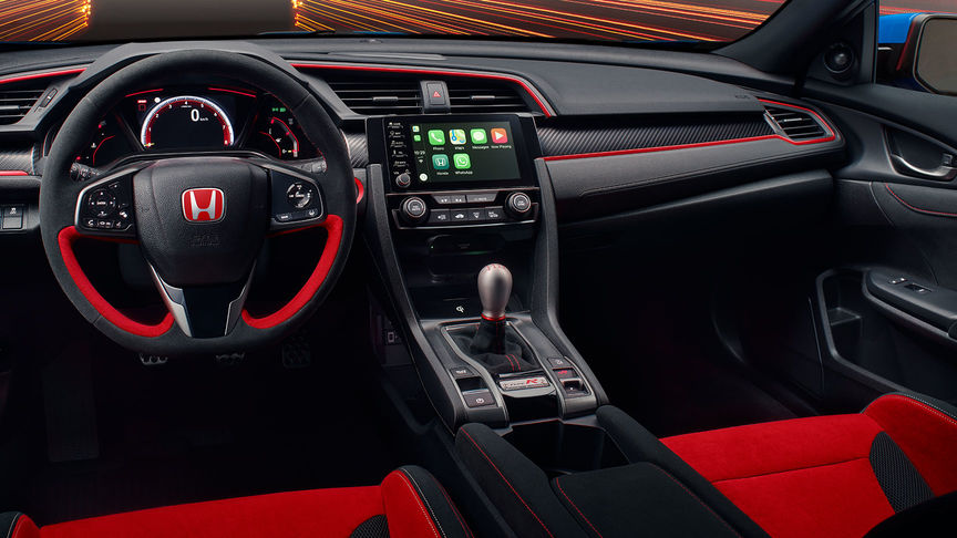 Detailný záber na interiér modelu Honda Civic Type R GT 