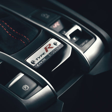 Detailný záber na prvky interiéru modelu Civic Type R.