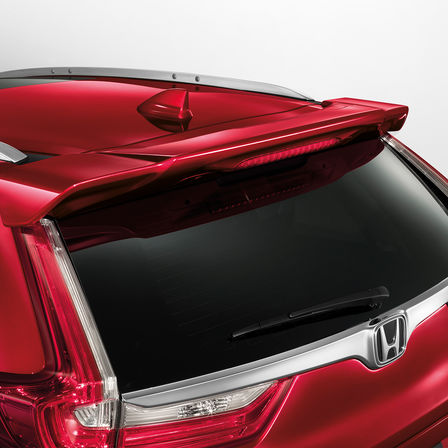 Detailný záber na dvere batožinového priestoru modelu Honda CR-V.