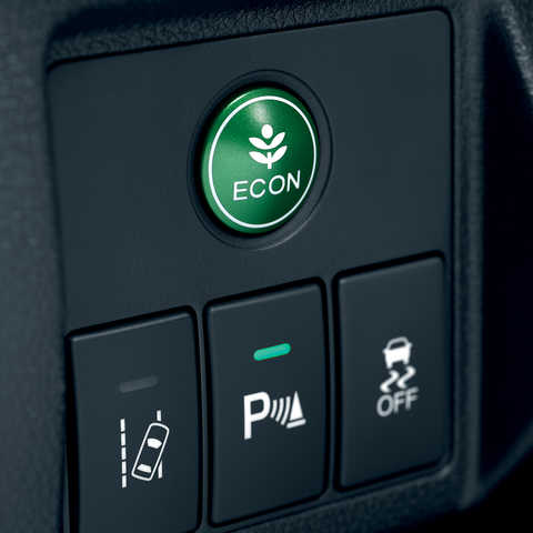 Detailný záber na tlačidlo Econ modelu Honda HR-V.