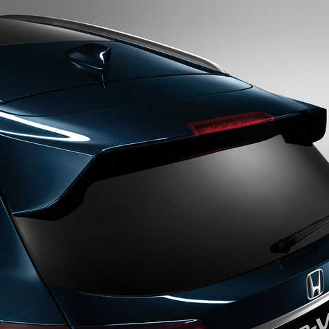 Bočný pohľad na spojler dverí batožinového priestoru modelu Honda HR-V.