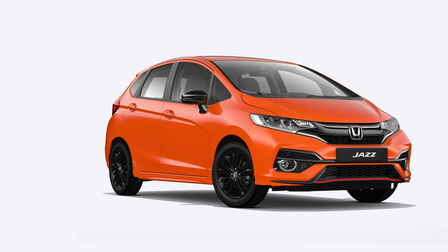 Predný trojštvrťový pohľad na model Honda Jazz.