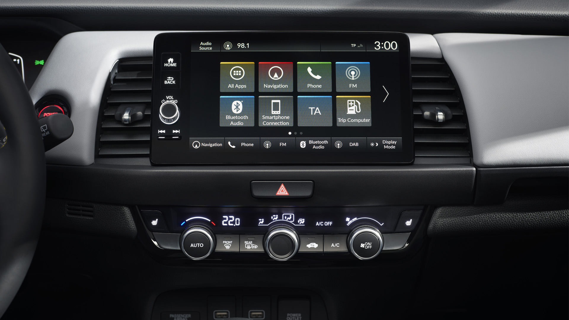 Detailný pohľad na obrazovku informačno-zábavného systému v modeli Honda Jazz Hybrid.
