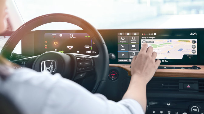 Vodič používajúci obrazovku GPS