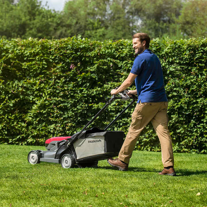 Kosačka Honda Cordless HRX