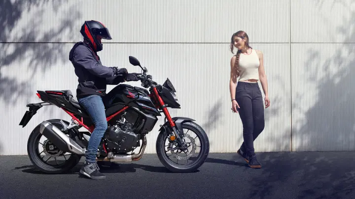 Balík a príslušenstva Sport pre model CB750 Hornet