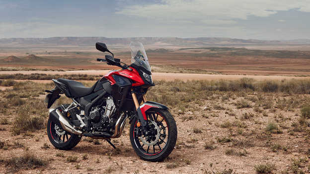 CB500X – Kompaktný štýl a nové farby motocykla Adventure