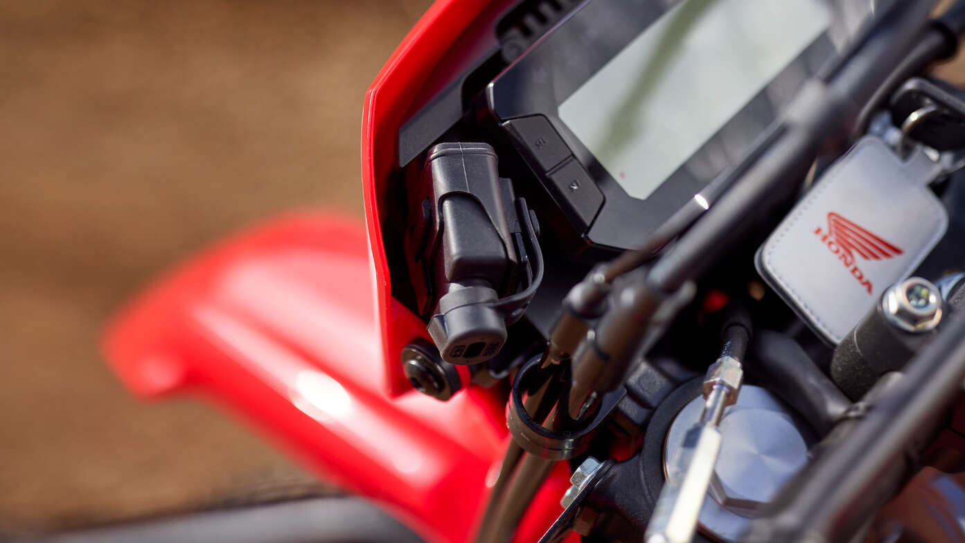 CRF300L – Nabíjačka typu USB-C