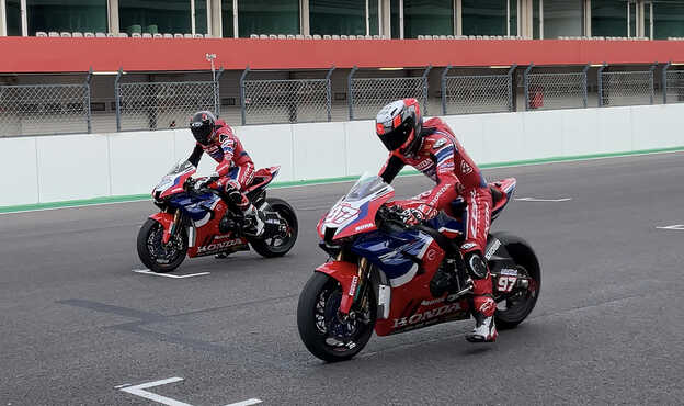 CBR1000RR-R Fireblade SP pre dva tímy HRC