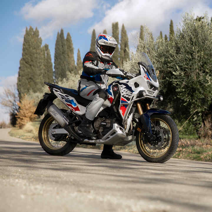 Tlmič výfuku pre model Africa Twin