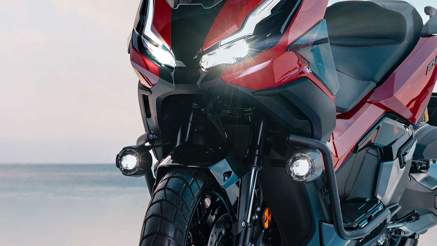 Hmlové svetlá Honda ADV350