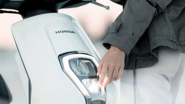 Honda EM1 e: LED svetlomet