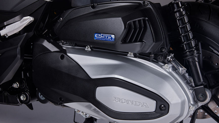 Forza 350, sofistikovaný, kvapalinou chladený motor SOHC