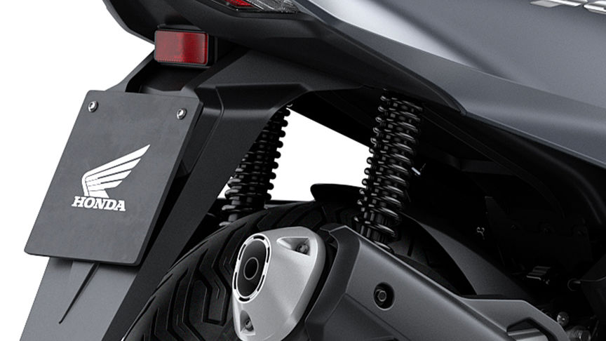 Honda PCX125 – prepracovaný rám a zavesenie zadného kolesa