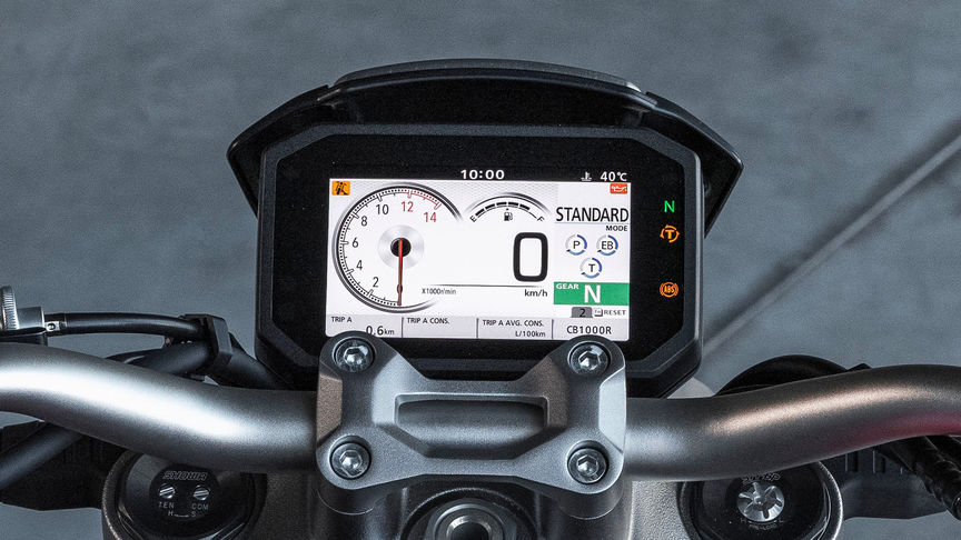 Honda CB1000R, 5-palcová TFT obrazovka so systémom hlasového ovládania smartfónov od spoločnosti Honda