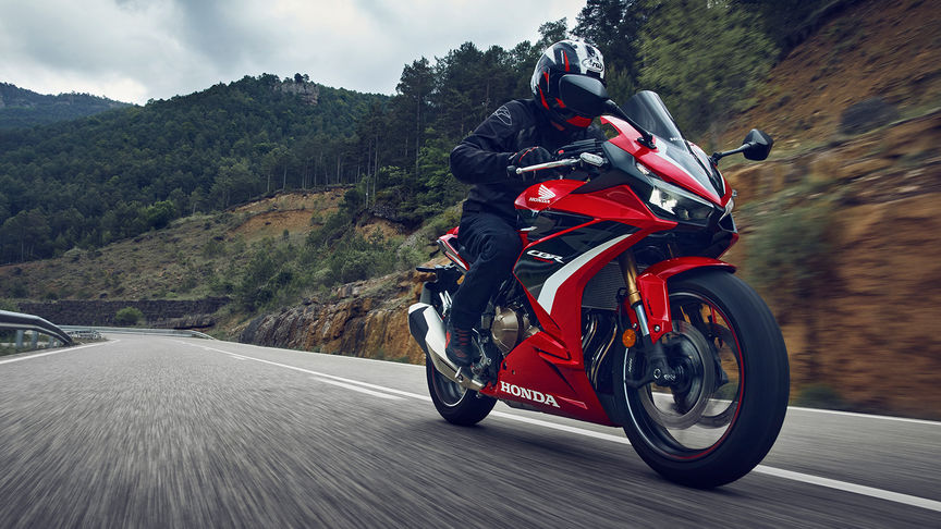 CBR500R – Naše najmenšie superšportové stroje