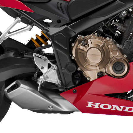 CBR650R, štúdiový záber, priblížený pohľad na výfukové potrubie