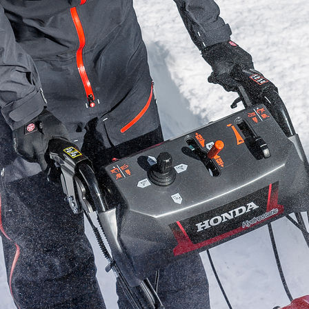 Pribl&iacute;žen&yacute; pohľad na ovl&aacute;dacie prvky.