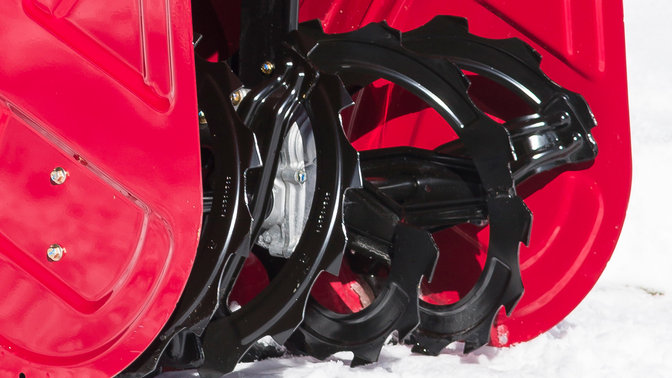 Pribl&iacute;žen&yacute; pohľad na fr&eacute;zovac&iacute; n&ocirc;ž.