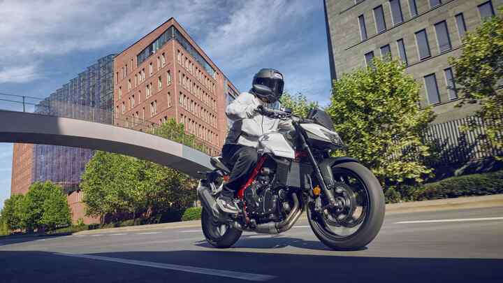 CB750 Hornet